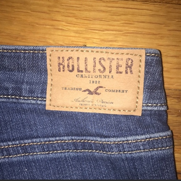 NWOT: Hollister Jeans Denim Blue (1/2) - Picture 4 of 4